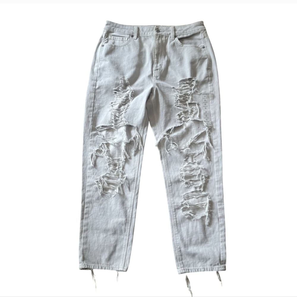 American Eagle Outfitters Mom Jeans